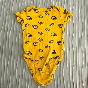 Caters one piece